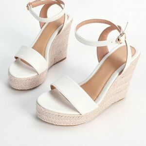 White Beach Wedges